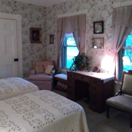 Bed and Breakfast Couture Farm At Millstone Hill Барр Екстер'єр фото